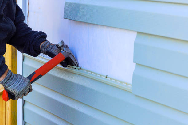 Reliable Siding Inspection contractor in Clarendon Hills, IL by Creative Siding